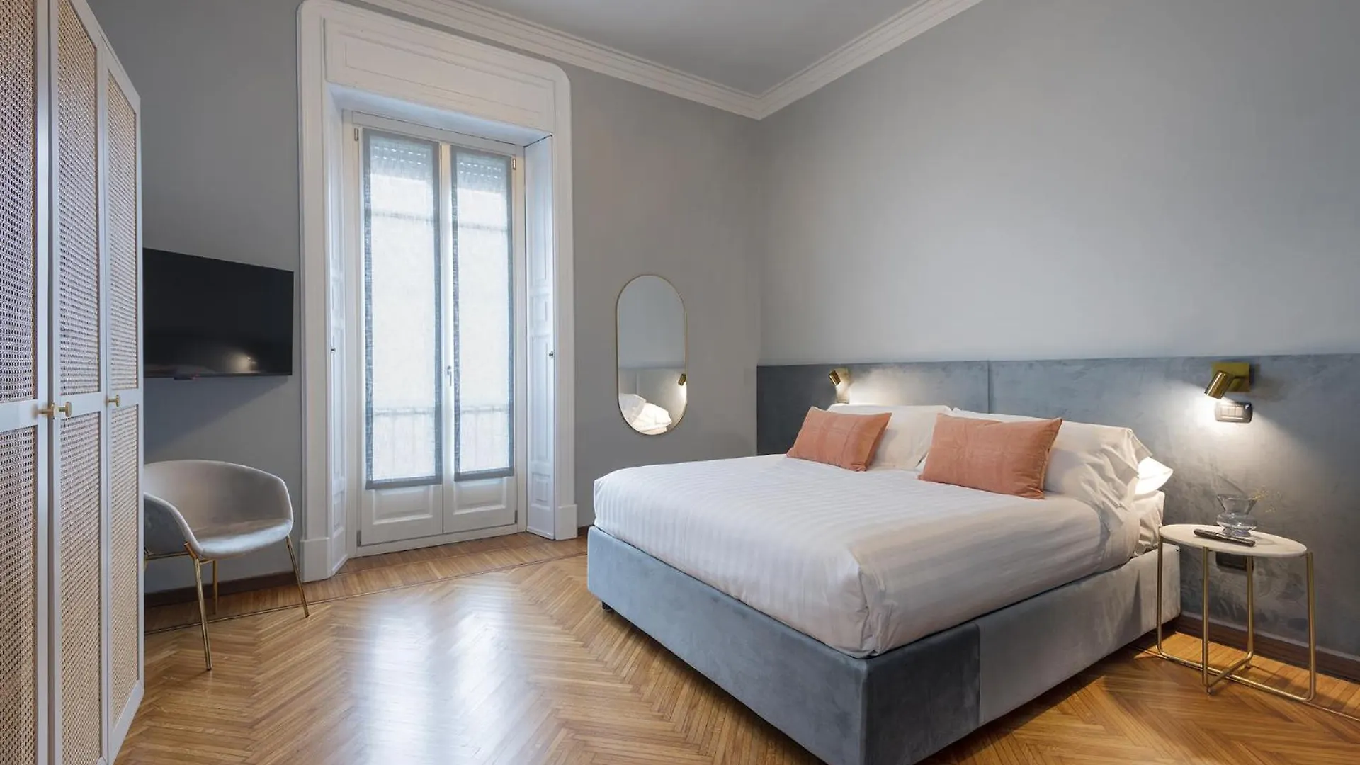 Fifty Eight Suite Milan Montenapoleone Two Bedrooms 0*,  Италия